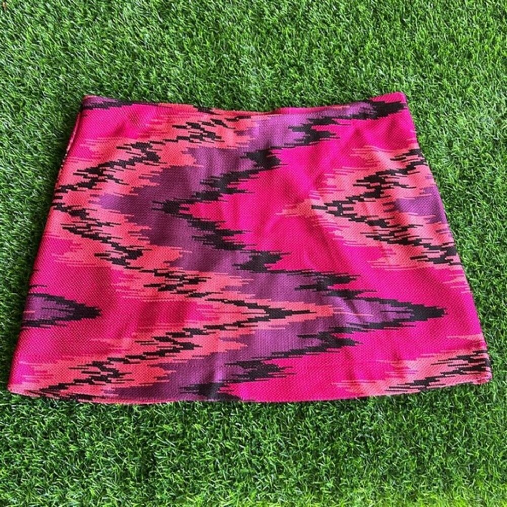 HALE BOB Designed To Mesmerize Mini Skirt size small